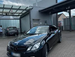 Schwarz Gebraucht 2010 Mercedes E350 Coupé | 10.000 € (Etwas zu teuer)