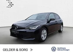 Grenadillschwarz metallic Gebraucht 2024 VW Golf VIII Life Limousine | 25.990 € (Fairer Preis)