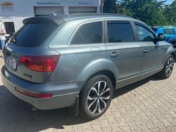 Grau Gebraucht 2008 Audi Q7 Design SUV | 9.995 € (Fairer Preis)