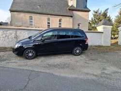 Gebraucht 2011 Opel Zafira Design Edition Van / Kleinbus | 2.500 € (Superpreis)