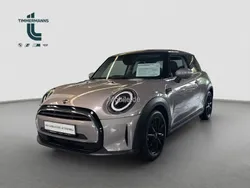 Grau Gebraucht 2024 Mini Cooper Classic Kleinwagen | 28.480 € (Fairer Preis)