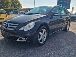Blau Gebraucht 2007 Mercedes R320 Van / Kleinbus | 7.490 € (Guter Preis)