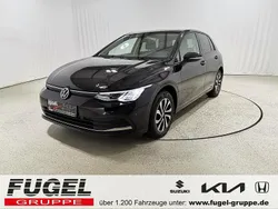 Deep black perleffekt Gebraucht 2022 VW Golf VIII Active Limousine | 20.799 € (Guter Preis)