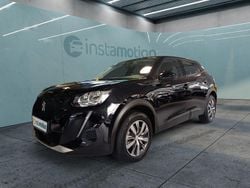 Schwarz Gebraucht 2022 Peugeot e-2008 Active SUV | 16.949 € (Superpreis)