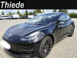 Solid black Gebraucht 2021 Tesla Model 3 Performance Limousine | 25.450 € (Guter Preis)