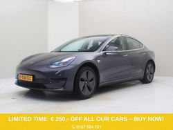 Grau Gebraucht 2020 Tesla Model 3 Standard Range Limousine | 16.400 € (Fairer Preis)