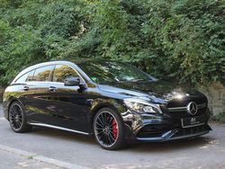 Kosmosschwarz Gebraucht 2016 Mercedes CLA45 AMG AMG Kombi | 35.350 € (Teuer)