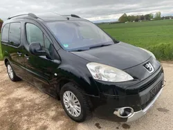 Schwarz Gebraucht 2011 Peugeot Partner Premium Van / Kleinbus | 3.999 € (Fairer Preis)