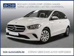Weiß Gebraucht 2022 Mercedes B180 Van / Kleinbus | 25.222 € (Superpreis)