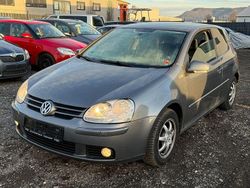 Grau Gebraucht 2007 VW Golf V Limousine | 1.150 € (Superpreis)