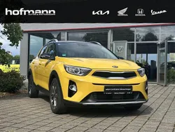Gelb Gebraucht 2018 Kia Stonic Spirit SUV | 10.990 € (Guter Preis)