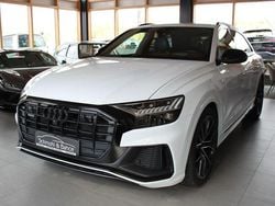Weiß Gebraucht 2023 Audi Q8 S-Line SUV | 67.990 € (Fairer Preis)