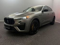 Grau Gebraucht 2020 Maserati Levante SUV | 46.999 € (Superpreis)