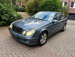 Blau Gebraucht 2002 Mercedes E240 Avantgarde Limousine | 4.500 € (Fairer Preis)