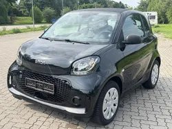 Schwarz Gebraucht 2021 Smart ForTwo Electric Drive Limousine | 8.999 € (Guter Preis)