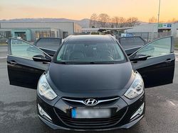 Schwarz Gebraucht 2012 Hyundai i40 Kombi | 6.800 € (Fairer Preis)