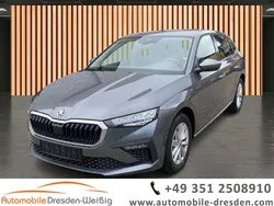 Grau Gebraucht 2025 Skoda Scala Selection Kleinwagen | 22.880 € (Fairer Preis)