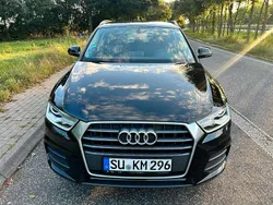 Schwarz Gebraucht 2016 Audi Q3 SUV | 15.000 € (Fairer Preis)