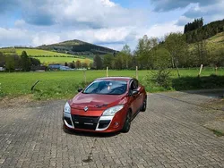 Orange Gebraucht 2009 Renault Mégane Coupé Coupé | 3.499 €