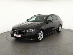 Schwarz Gebraucht 2022 Mercedes E200 Avantgarde Limousine | 35.990 € (Guter Preis)