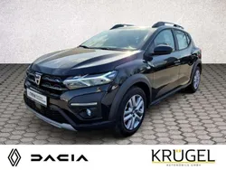 Perlmuttschwarz metallic Gebraucht 2022 Dacia Sandero Comfort Kleinwagen | 15.980 € (Fairer Preis)