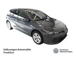 Delfingrau metallic Gebraucht 2024 VW Golf VIII Life Limousine | 25.980 € (Guter Preis)