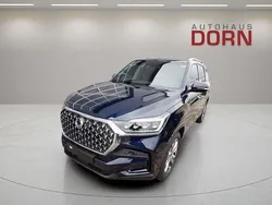 Grau Gebraucht 2024 Ssangyong Rexton Sapphire SUV | 47.989 € (Etwas zu teuer)
