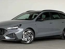 Grau / shadowgrey Gebraucht 2024 Hyundai i30 N Line Kombi | 26.970 € (Fairer Preis)