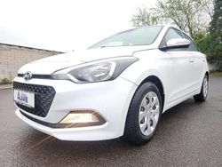 Polar white / sol Gebraucht 2016 Hyundai i20 Active Kleinwagen | 9.500 € (Fairer Preis)