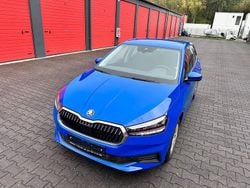 Blau Gebraucht 2023 Skoda Fabia Easy Kleinwagen | 12.500 € (Fairer Preis)