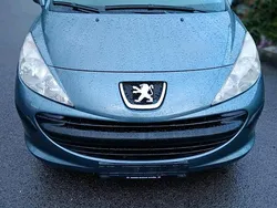 Grau Gebraucht 2008 Peugeot 207 Limousine | 1.800 € (Fairer Preis)
