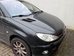 Schwarz Gebraucht 2004 Peugeot 206 CC Cabrio | 750 € (Superpreis)