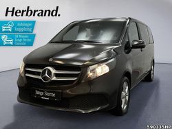 Graphitgrau metallic Gebraucht 2022 Mercedes V220 Van / Kleinbus | 41.980 € (Fairer Preis)