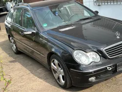 Schwarz Gebraucht 2003 Mercedes C220 Kombi | 999 € (Guter Preis)