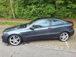 Grau Gebraucht 2009 Mercedes CLC180 Kleinwagen | 4.500 € (Fairer Preis)