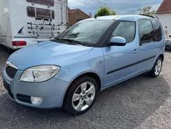 Blau Gebraucht 2006 Skoda Roomster Kombi | 2.350 € (Teuer)