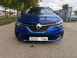 Blau Gebraucht 2021 Renault Mégane GrandTour Intens Kombi | 15.500 € (Fairer Preis)