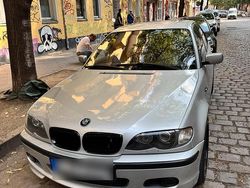 Silber Gebraucht 2003 BMW 325 M Sport Limousine | 4.999 € (Fairer Preis)