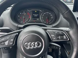 Grau Gebraucht 2017 Audi A3 Sport Limousine | 11.190 € (Fairer Preis)