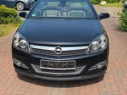 Schwarz Gebraucht 2008 Opel Astra Cabriolet Edition Cabrio | 3.500 € (Guter Preis)