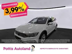 Weiss Gebraucht 2023 VW Passat Alltrack Kombi | 30.777 € (Guter Preis)