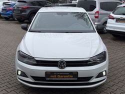 Weiß Gebraucht 2018 VW Polo Trendline Kleinwagen | 9.999 € (Fairer Preis)