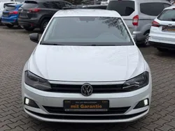 Weiß Gebraucht 2018 VW Polo Trendline Kleinwagen | 10.500 € (Fairer Preis)