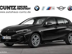 Saphirschwarz metallic Gebraucht 2022 BMW 118 M Sport Kleinwagen | 27.880 € (Etwas zu teuer)