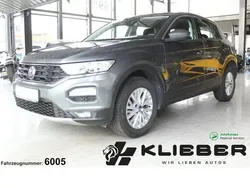 Pure white (weiß) Gebraucht 2021 VW T-Roc R-line SUV | 22.480 €