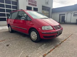 Rot Gebraucht 2004 VW Sharan Van / Kleinbus | 3.850 € (Fairer Preis)
