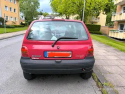 Rot Gebraucht 2004 Renault Twingo Kleinwagen | 700 €