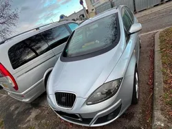 Silber Gebraucht 2010 Seat Altea XL Van / Kleinbus | 3.300 €