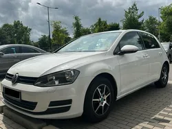 Weiß Gebraucht 2016 VW Golf VII Limousine | 8.900 € (Fairer Preis)