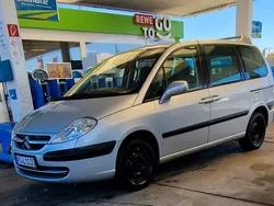 Citroën C8